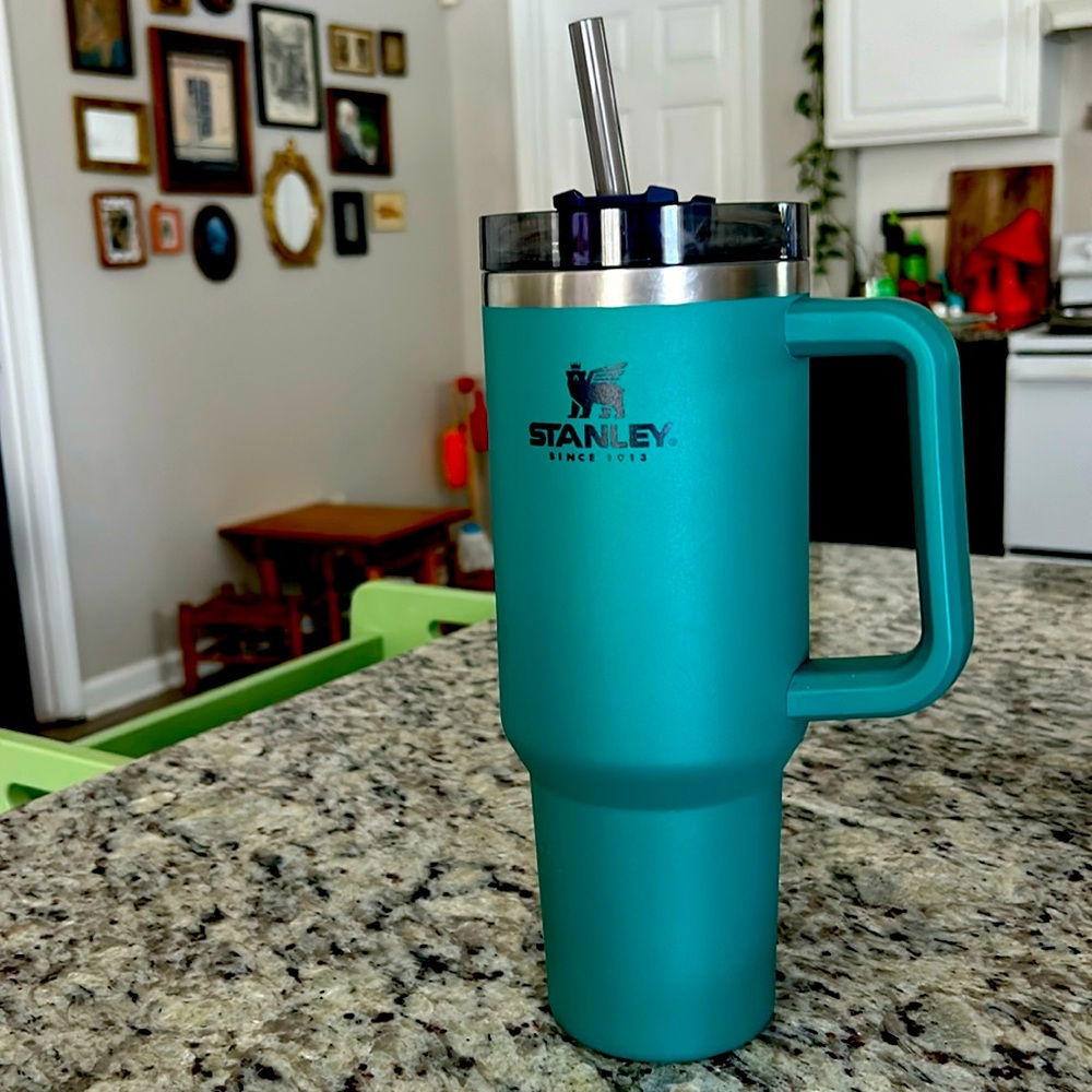 OG Stanley Adventure Quencher Travel Tumbler Cup 40oz Tide pool / Tidepool